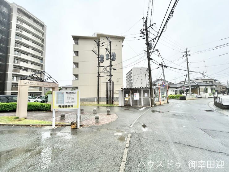 ■理想を叶える新しい暮らしの舞台■高いデザイン性と機能性を兼ね備えた住まい。ここで、家族の新しい物語が始まります。