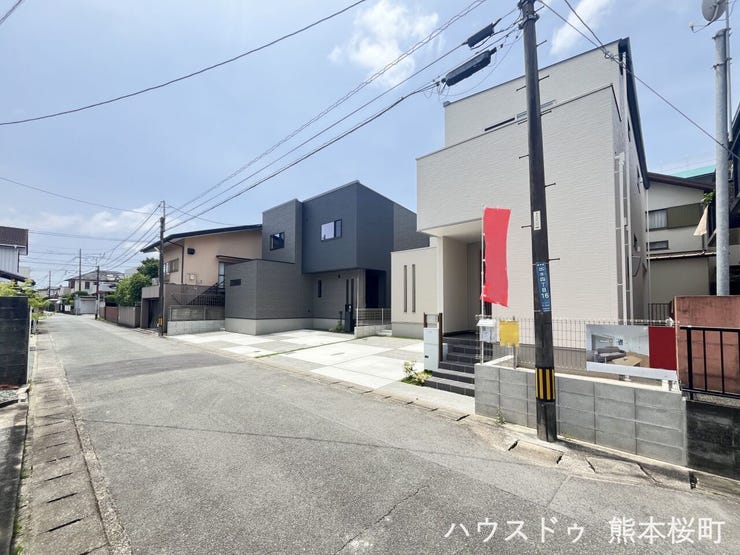 ■理想を叶える新しい暮らしの舞台■高いデザイン性と機能性を兼ね備えた住まい。ここで、家族の新しい物語が始まります。