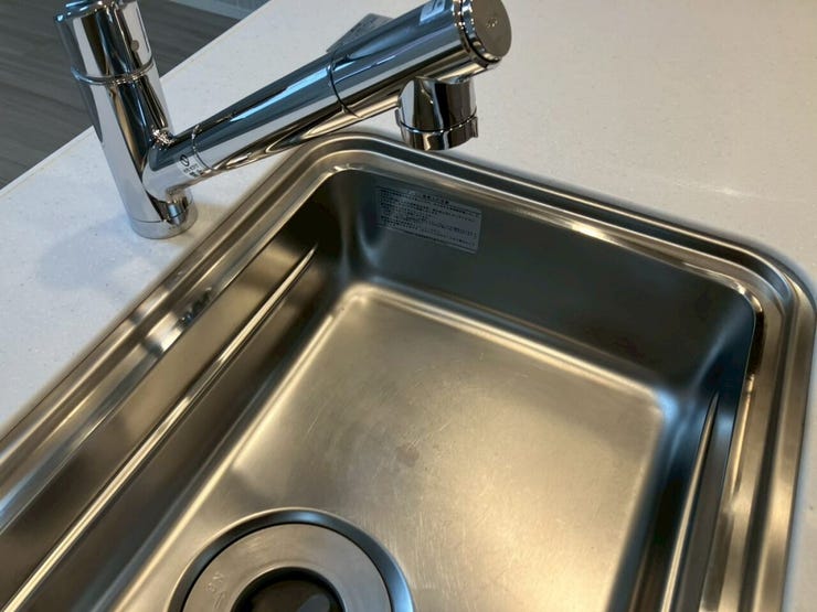キッチン 流し台、蛇口(浄水器付き)
