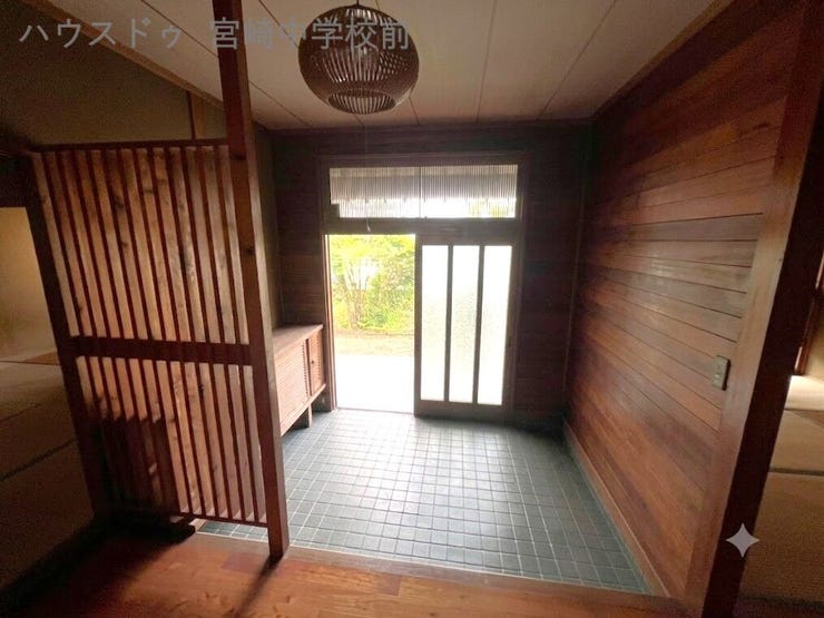 AIで小物を消しています。