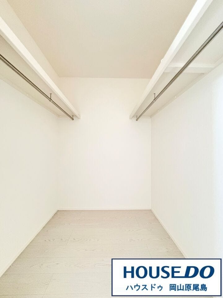 季節を問わずにたっぷり収納ができます。冬物の収納にも困りません。
※同施工会社の物件イメージ写真です。