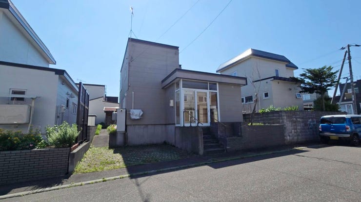 更地でのお引渡しになります。解体費用が抑えられ、お引渡し後はスムーズに建築を始められます。