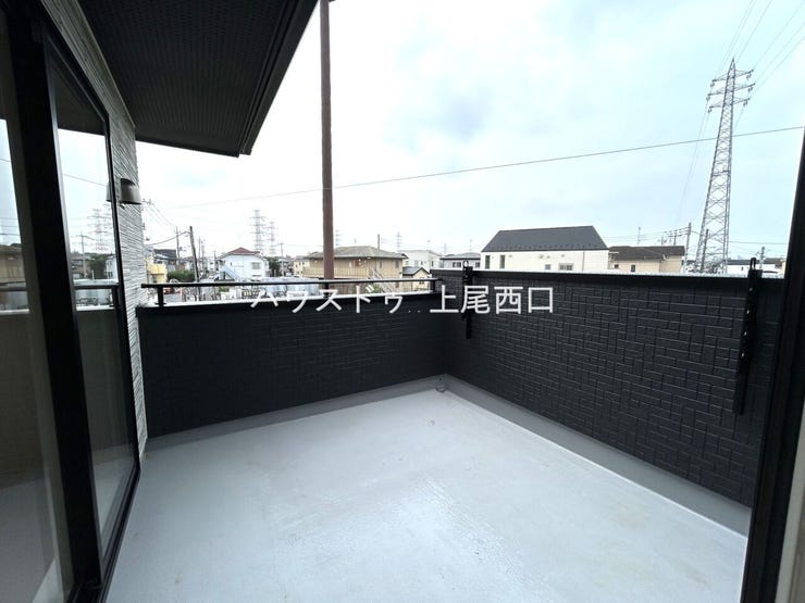 2部屋から行き来できる続きワイドバルコニー