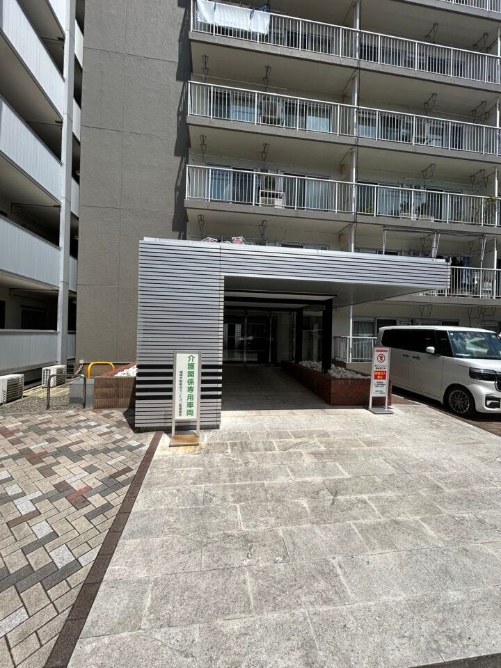 広々としたエントランス