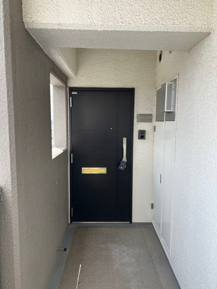 722号室の玄関です