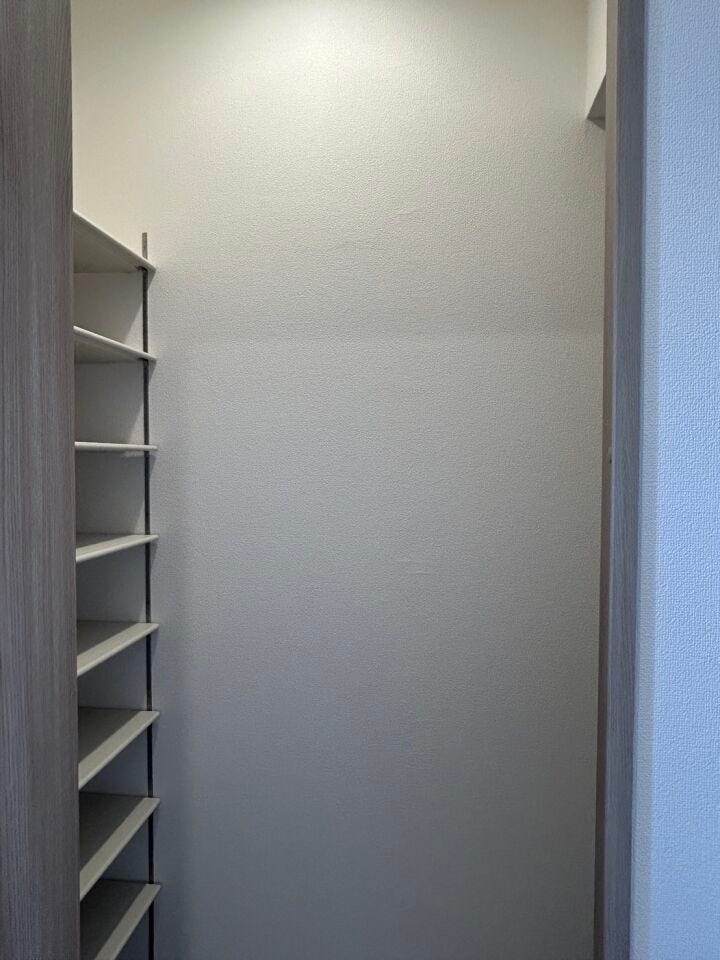 内玄関シューズクローク