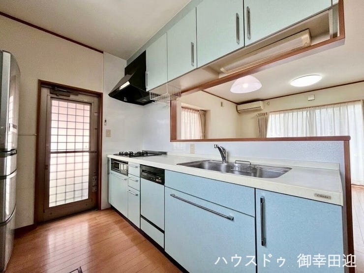 ■家族の「美味しい」が集まる舞台■高い機能性と美しいデザインを両立。料理する人も、待つ人も、笑顔になれる場所です。