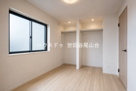 約6帖の洋室のプランです。家具のレイアウトもしやすく、寝室や子ども部屋、書斎など多目的に活用できる快適な空間です。