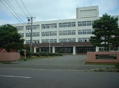 江陽中学校徒歩8分