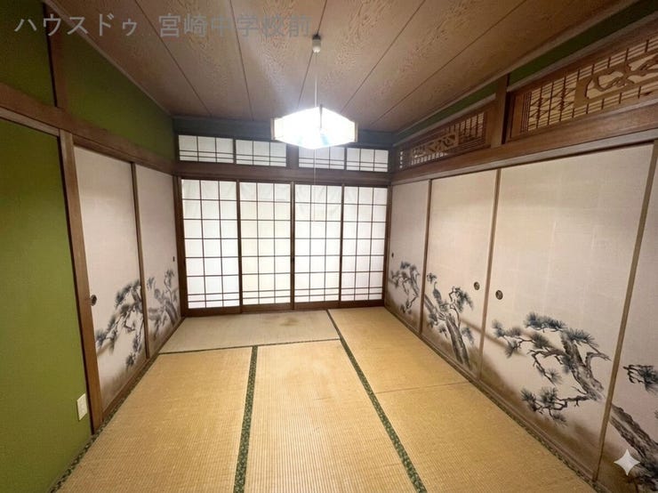 CGにより家具を消しています