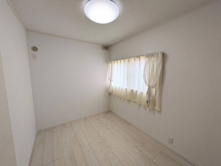 4.7帖の洋室です。