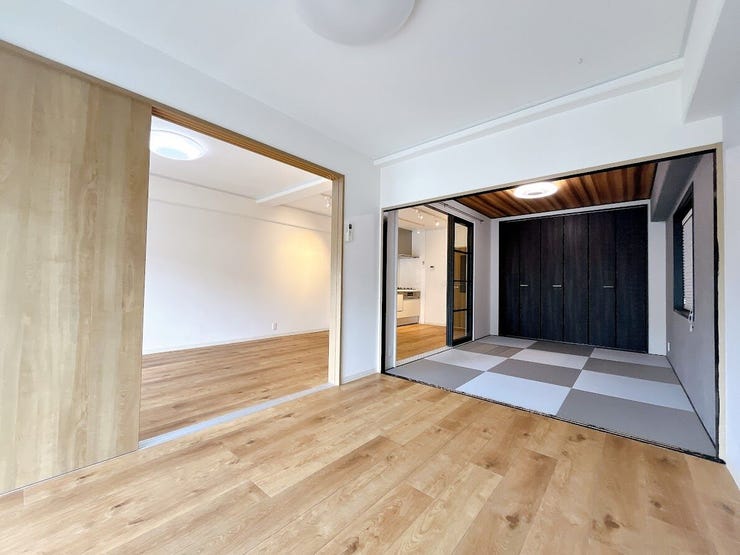 色合いに統一感のある、落ち着いた雰囲気のお部屋です。