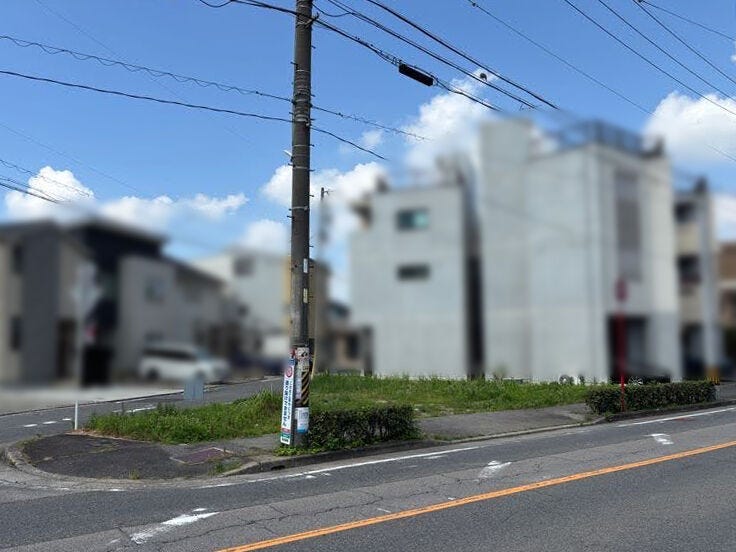 ☆両面道路の為、開放感のある土地です。