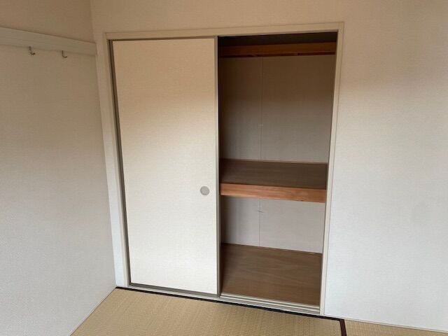 押し入れ