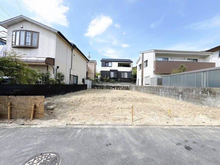 自然とうまく調和した環境の良い地域です。
毎日を快適に気持ちよく過ごしていただけます。