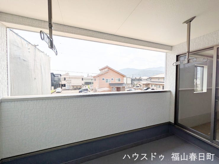 家事も趣味も充実する、ゆとりあるバルコニースペース。