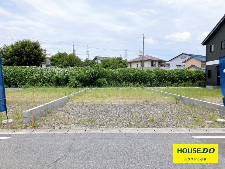 【外観】
【コモンステージ小牧小松寺 E号地】
建築条件付きの南向きの土地!
周辺環境が充実しており、味岡小学校や味岡駅も徒歩圏内にあるため、家族で過ごしやすい環境が整っています♪