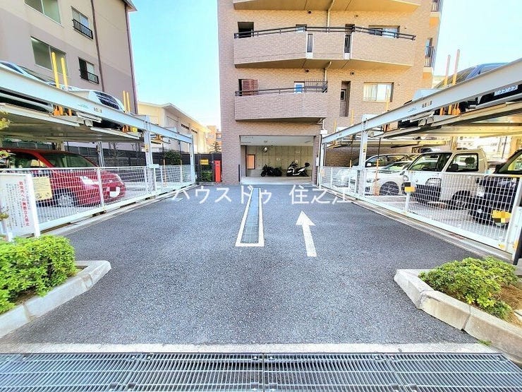 ★駐車場も区画数を多くご用意。空き状況の確認はお気軽にお申し付け下さい。