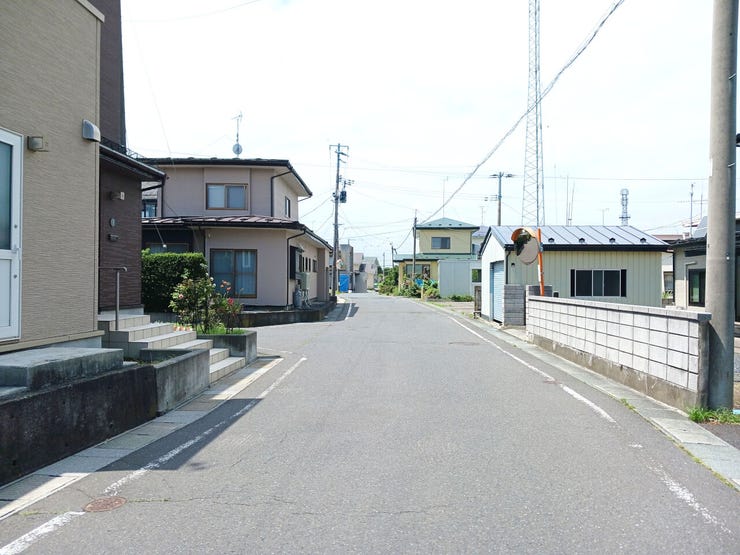 現地(2026年7月)撮影
◎建築条件無し◎
詳細は、ハウスドゥ 八戸下長までお気軽にお問い合わせくださいませ♪