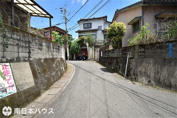 【前面道路】北向きの前面道路幅は約4mです!