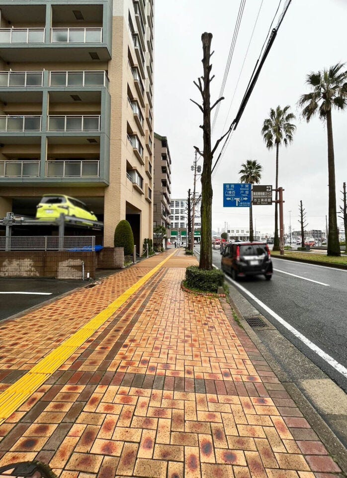 【敷地内駐車場有】サンパーク桃園公園♪花尾小・中学校♪全居室フローリング♪シャンプードレッサー♪