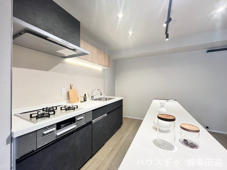 ■家族の「美味しい」が集まる舞台■高い機能性と美しいデザインを両立。料理する人も、待つ人も、笑顔になれる場所です。