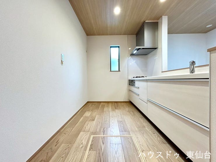 収納も確保され、作業しやすいキッチンです。