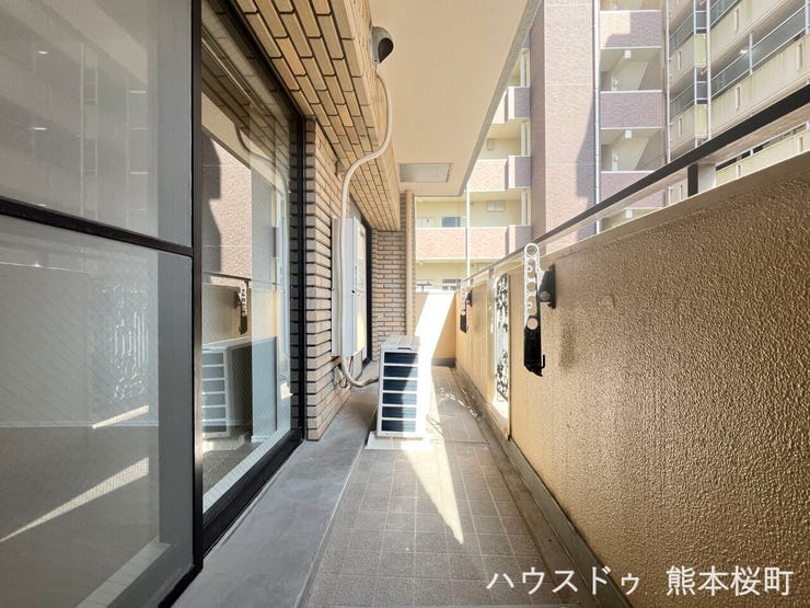 ■空の下の開放的な特等席■日光浴や読書、外の空気を感じながらリフレッシュ。暮らしを豊かにする、もう一つの心地よい空間です。