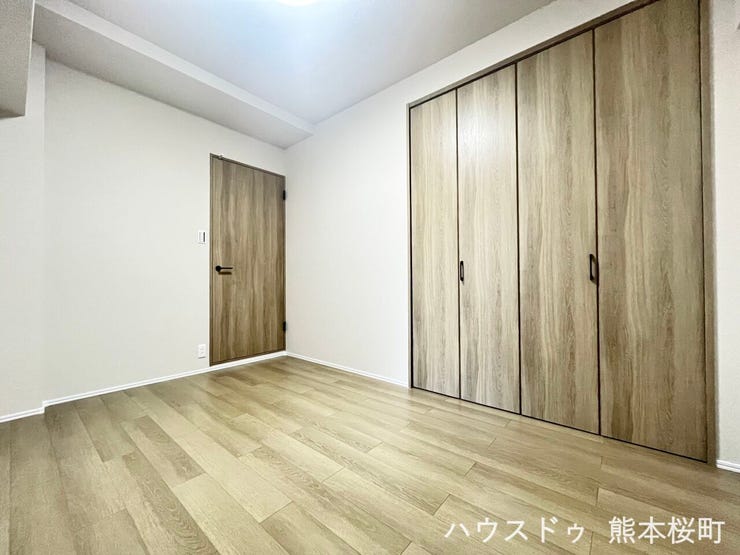 ■洋室②■寝室、書斎、趣味の部屋。家族の成長やライフスタイルに合わせ、様々な使い方ができる快適な空間です。