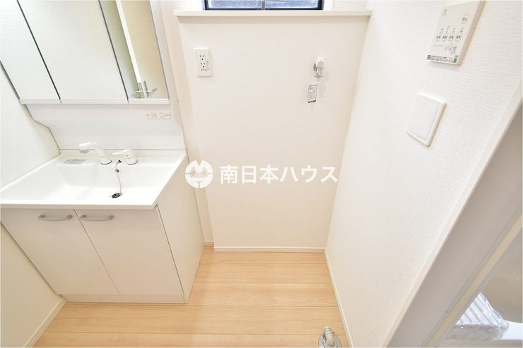 吉野町 新築戸建 吉野町／３区画 【洗濯機置き場同型写真】