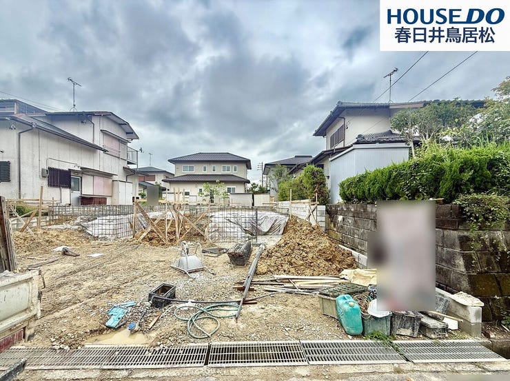 【外観】
◇8月16日撮影 外観写真◇
中央台6丁目の閑静な住宅街に全2棟で新築戸建ての登場です!小学校まで徒歩10分圏内なので、小さなお子様の通学も安心できる距離♪【長期優良認定住宅】丈夫で安心・長持ち!