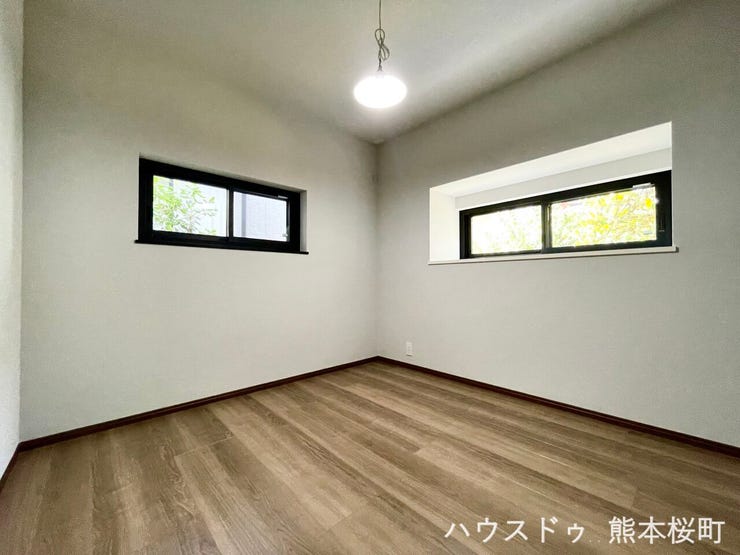 ■5.2帖洋室■心からリラックスできる静けさ、上質な眠りで、毎日をリセットします。明日への活力を養う空間です。