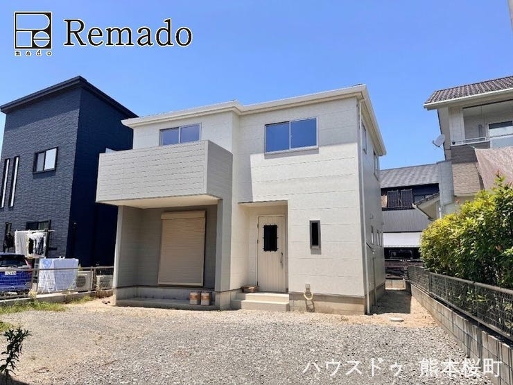 【外観】
■家の印象を決める「顔」■街並みに美しく調和しながら、帰るたびに誇らしく思える、あなたのためのシンボルです。