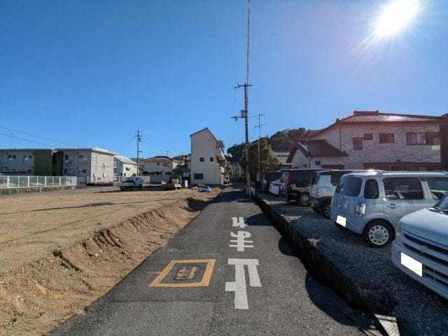 ★初月小学校区★
西側道路 北から南方向