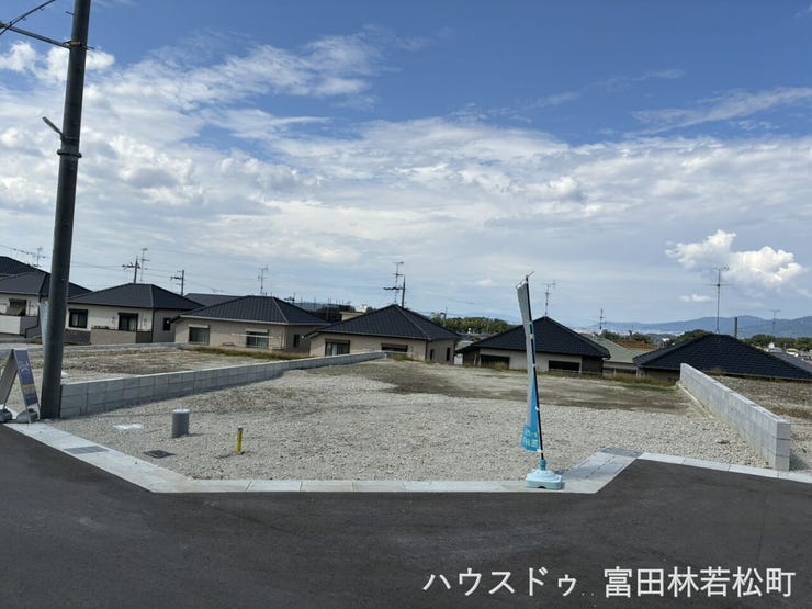 【外観写真】
●4号棟建築予定地●