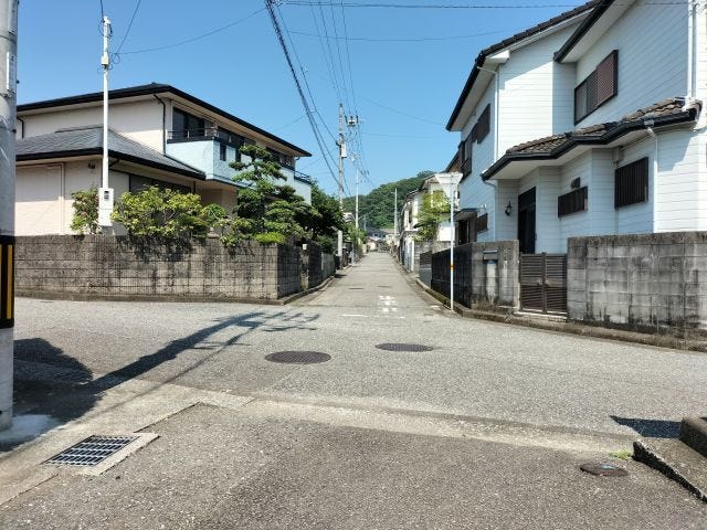 ★横浜小学校区★
南側道路 西から東方向