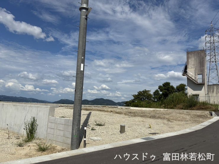 【外観写真】
●8号棟建築予定地●
