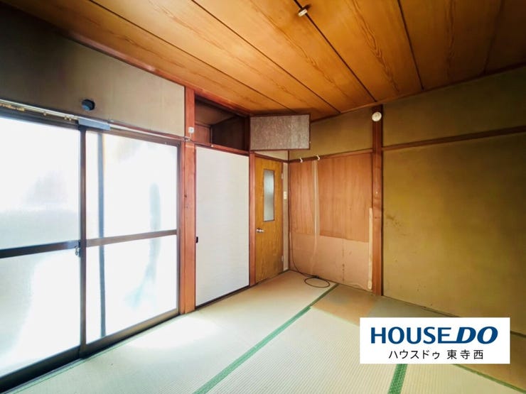 畳のぬくもりが心地よい和室。客間やお子さまの遊び場など、多目的に活用できます。
