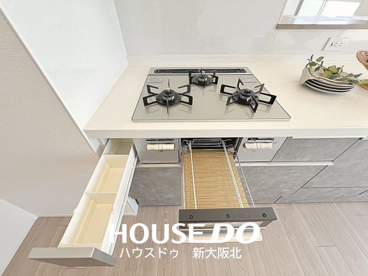 ■お料理しやすい3口コンロ!一度に3品作れるので、毎日のお料理も捗りますね!