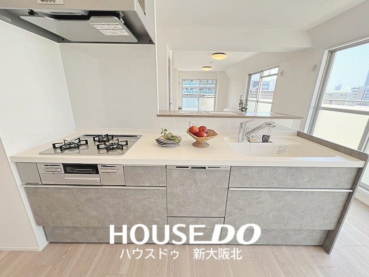 ■ご家族との会話が楽しめる対面式のシステムキッチン!
■毎日のお料理が楽しくなりそうですね!