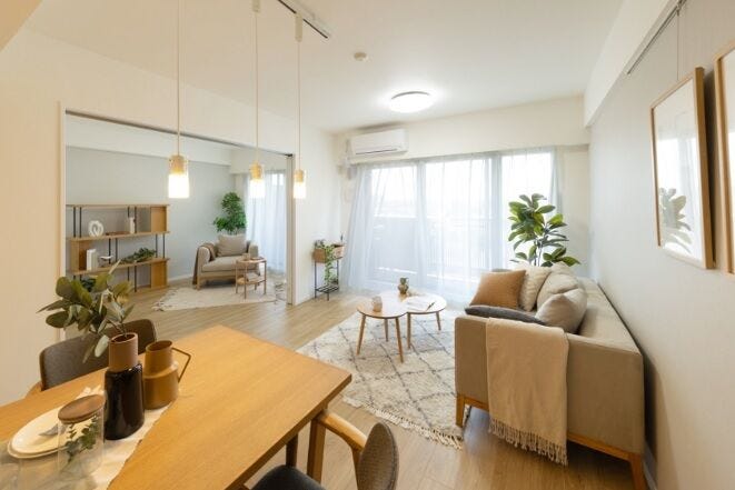 隣の洋室を解放して広々利用できます♪