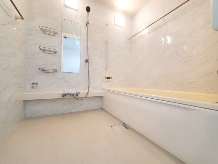 【Bathroom】リラックスできる空間で、一日の疲れを癒し、心身共にリフレッシュできます。