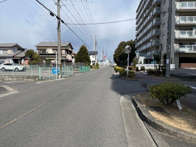 西側北向き