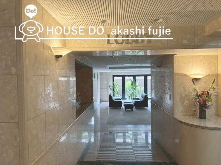 マンションエントランス