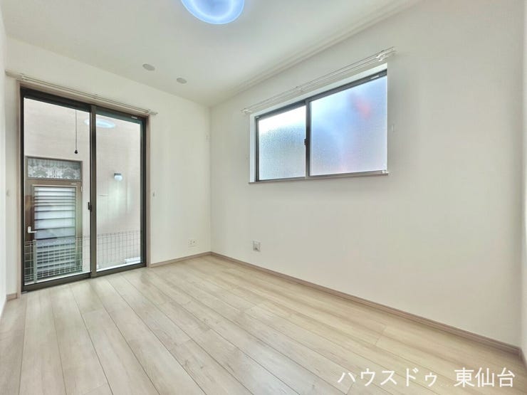 来客用や成長に合わせた子ども部屋として便利。