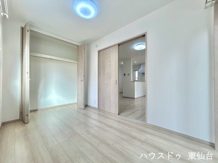 生活スタイルに合わせて多目的に活用可能。4.6帖の洋室