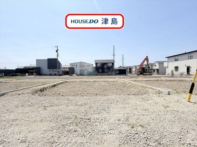 【外観】
神守中学校・神守小学校エリア。約62.4坪のゆとりある敷地に駐車3台・南庭を確保した5LDK。徒歩圏内に教育施設がそろっているため子育て世帯におすすめな住環境。