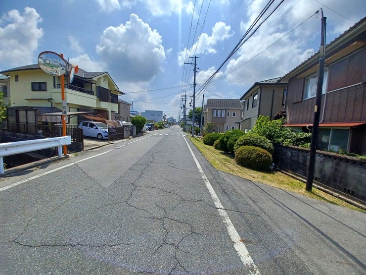 見通しの良い前道道路です
