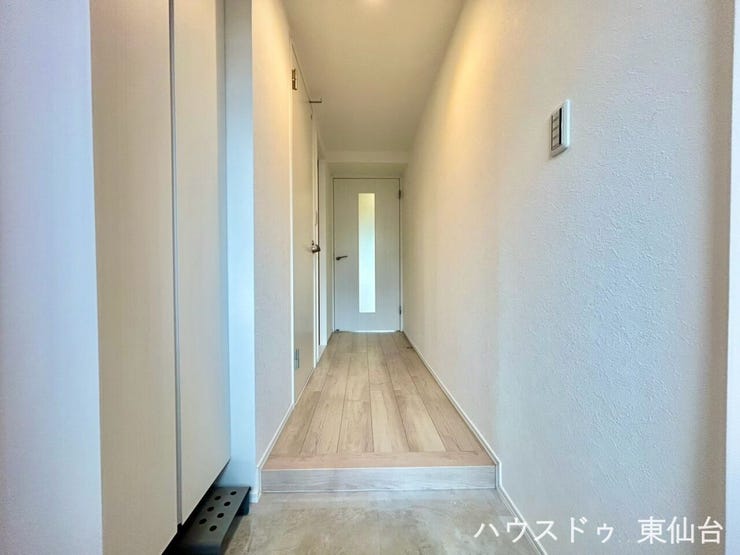 程よく抜け感があって圧迫感が抑えられたおもてなしの玄関です♪