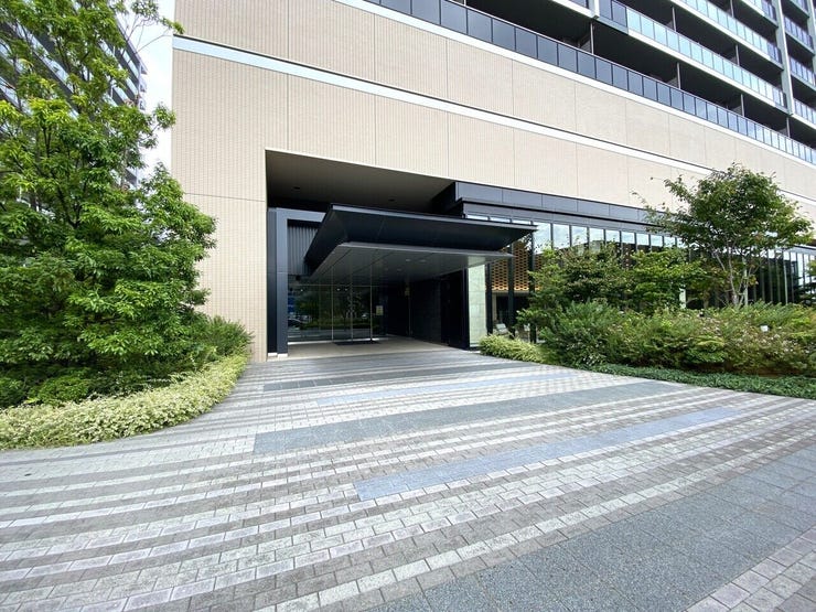 28階建全486世帯の大規模免震構造のタワーマンション。